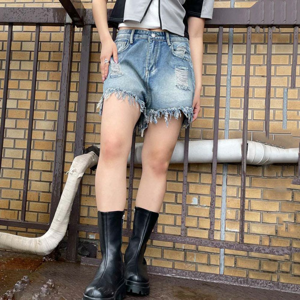 ヴィンテージダメージ×フリンジ裾》レディース デニムショートパンツ