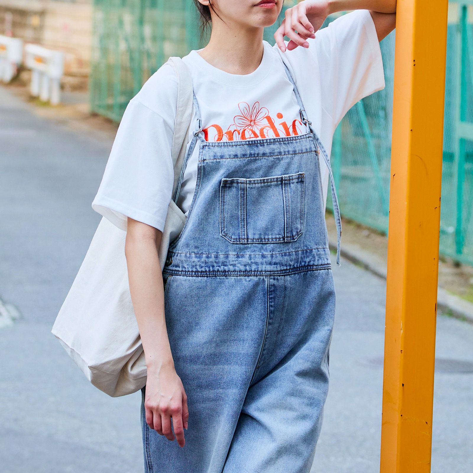 華奢ストラップ×美シルエット》レディース デニムキャミサロペット