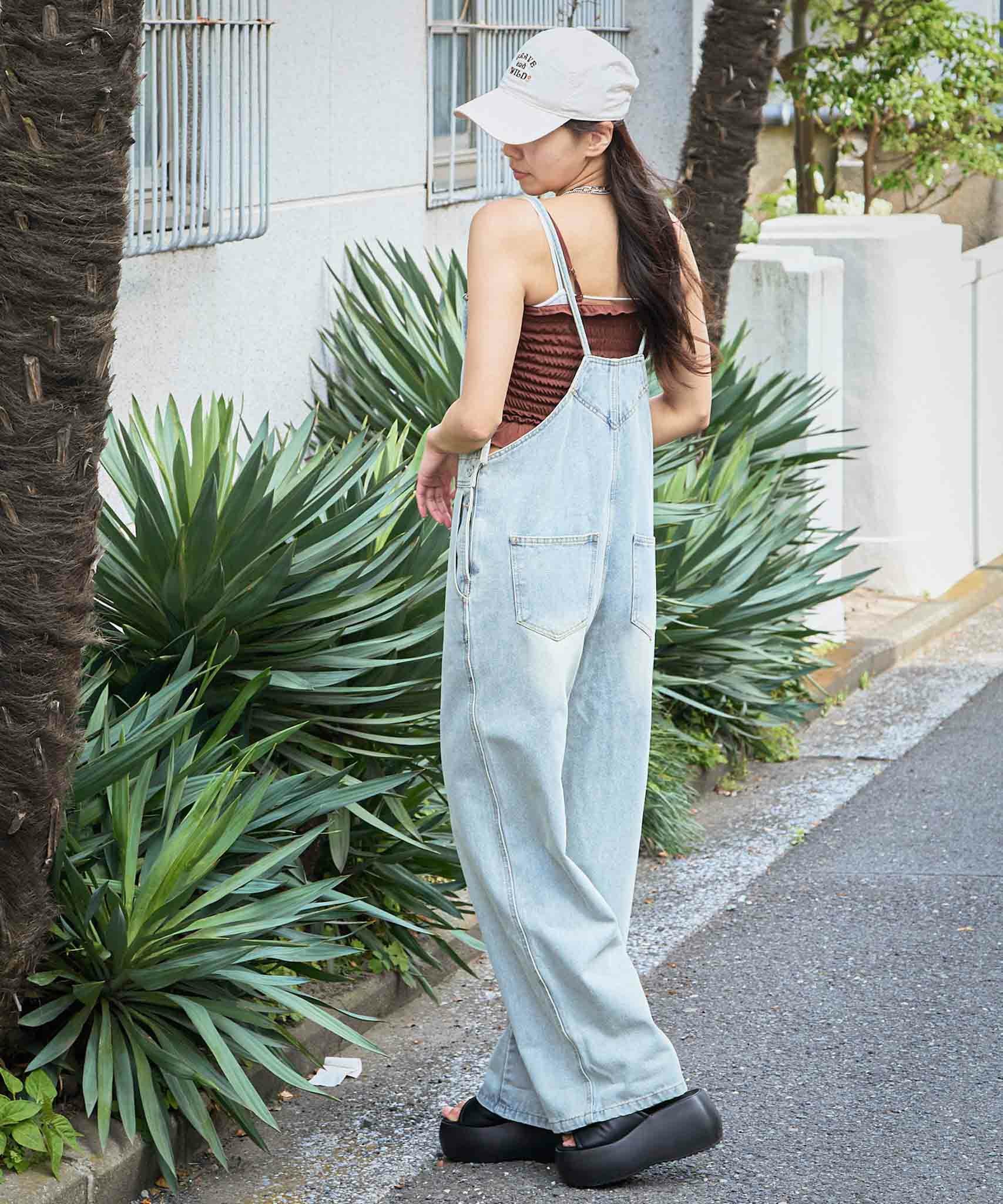 華奢ストラップ×美シルエット》レディース デニムキャミサロペット