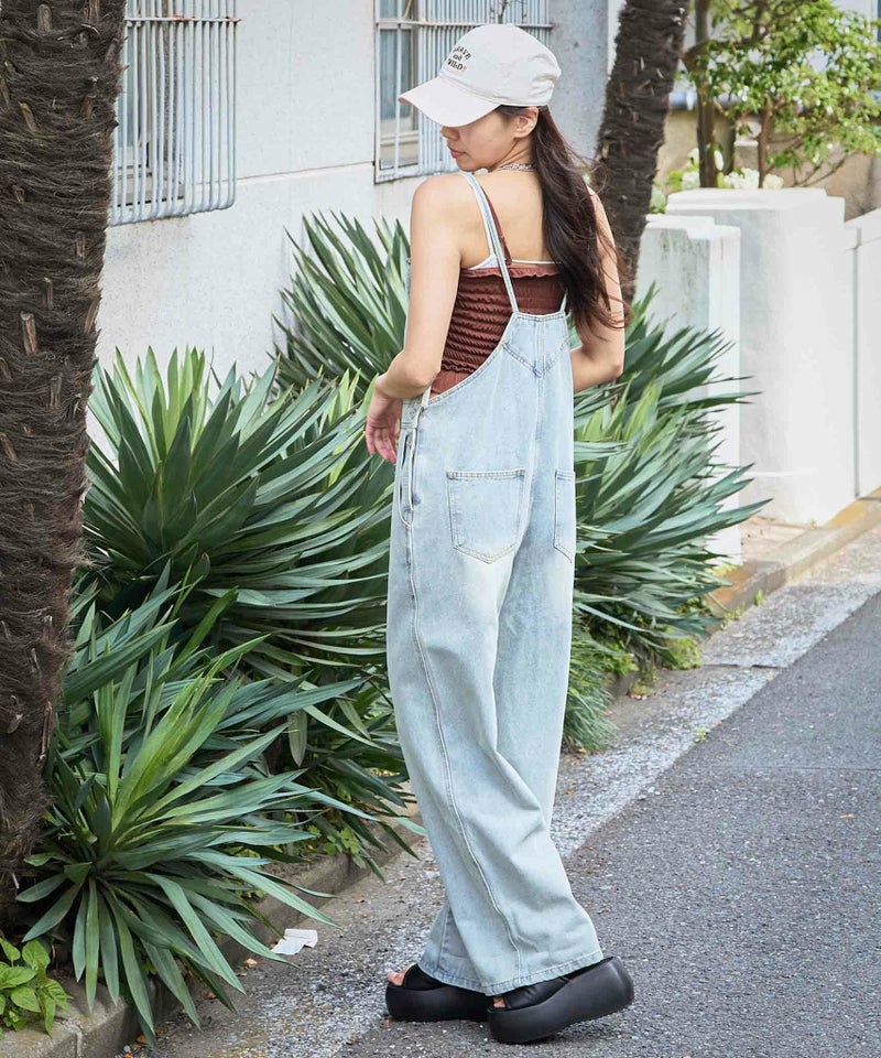 華奢ストラップ×美シルエット》レディース デニムキャミサロペット 