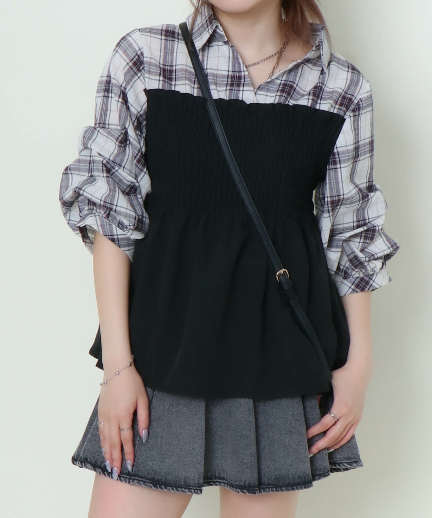 希少　ateliergg シャーリング加工 シャツ シャーリング×フェイクレイヤード》レディース ドッキングシャツ