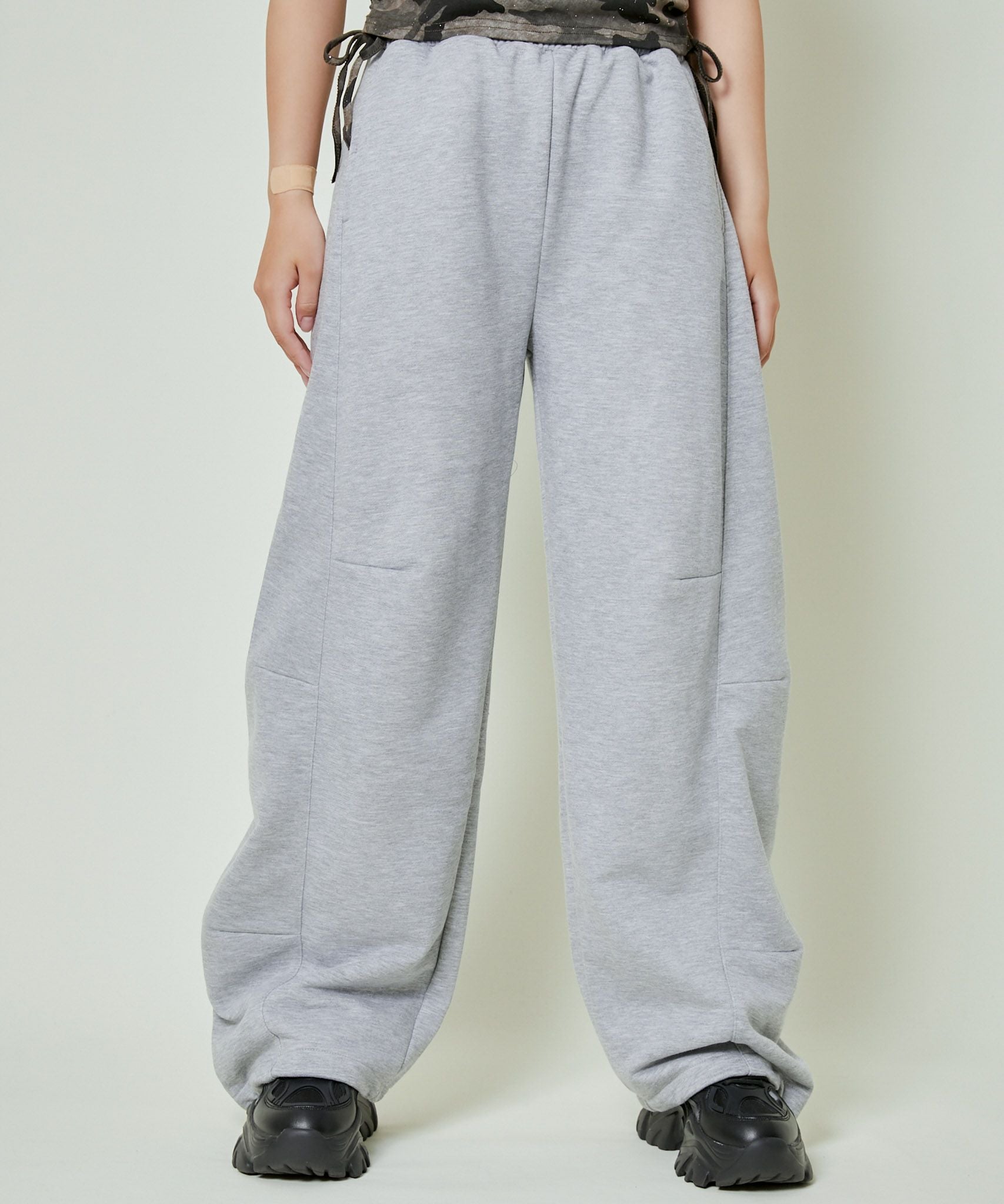 裾ドロスト×ゆるストレート》レディース スウェットパンツ カーブ