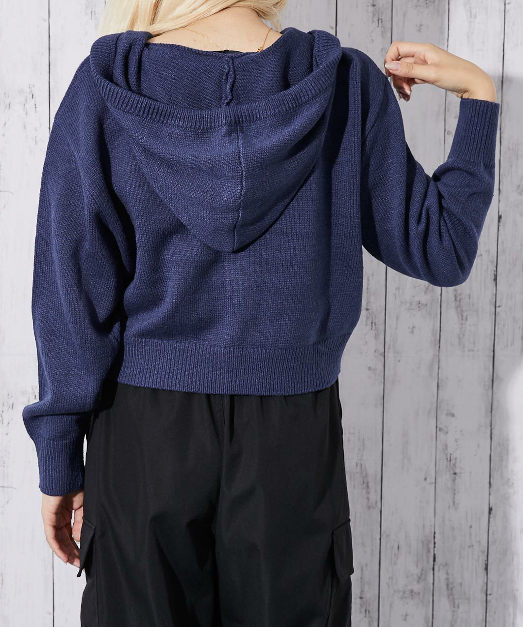星モチーフ×ジップアップ》レディース ニットパーカー クロップド丈 冬