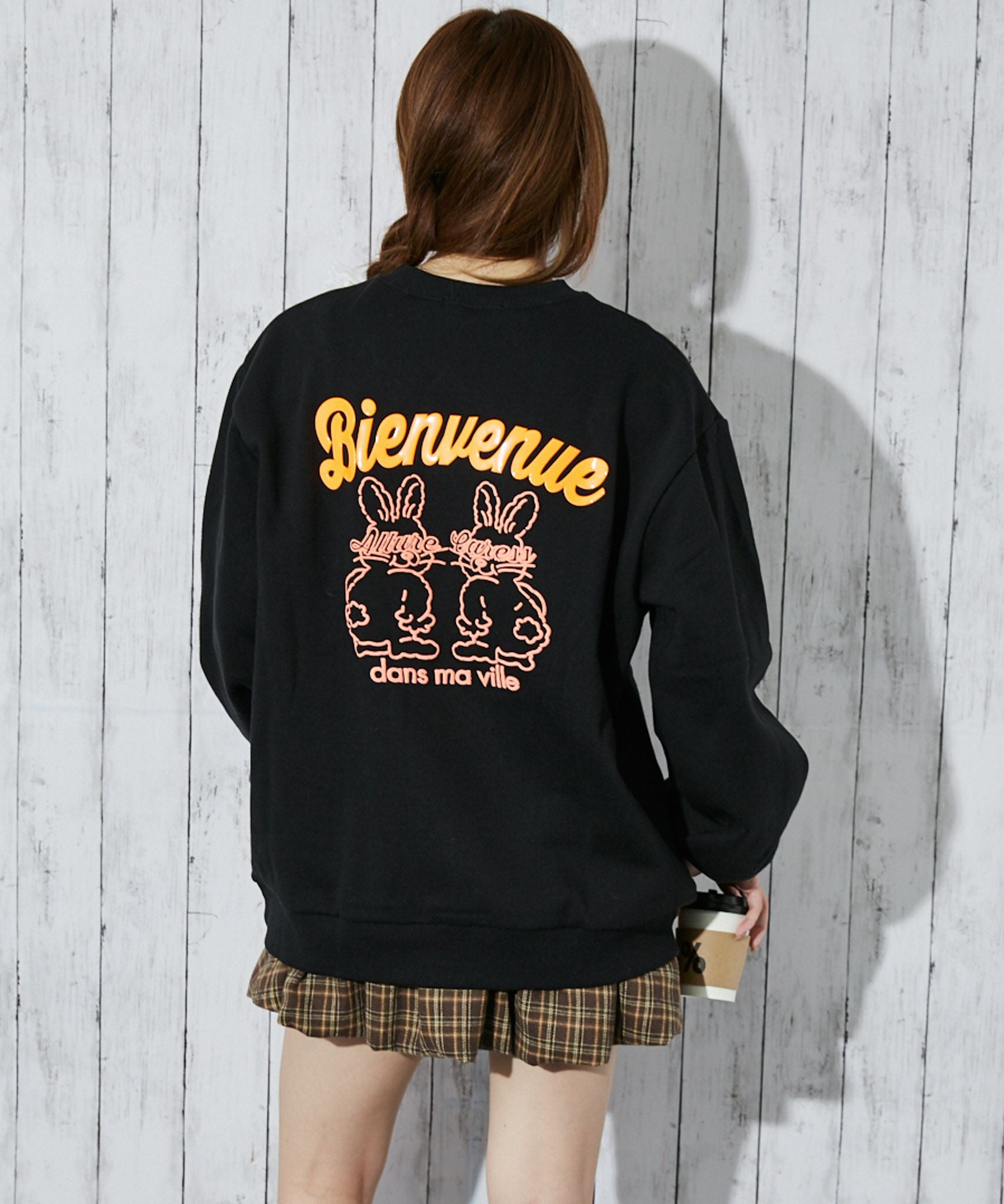 バックプリント×バニーロゴ》レディース 裏起毛 スウェット トレーナー バックプリント×バニーロゴ》レディース 裏起毛 スウェット トレーナー