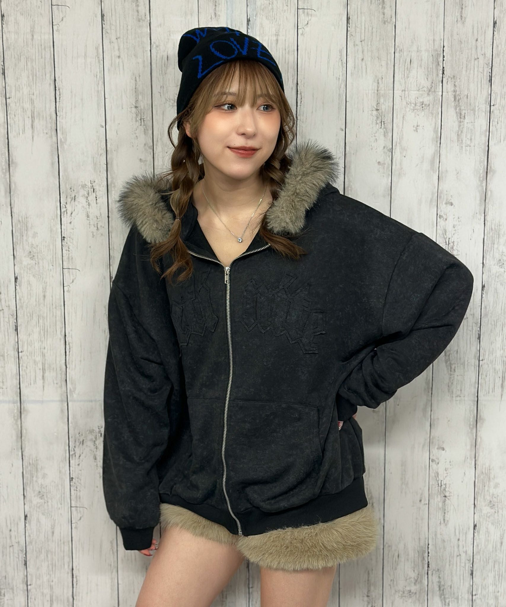 裏毛素材×ファーフード取外し可》ヴィンテージ風ZIPパーカー／秋冬