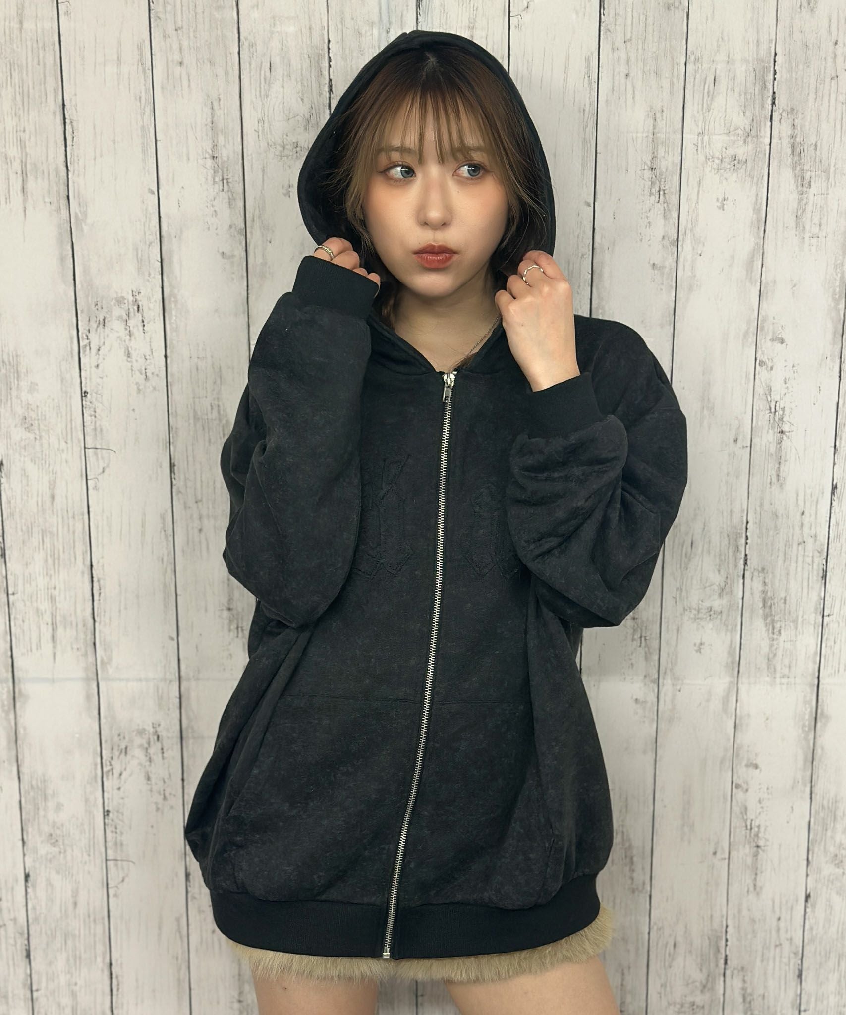 裏毛素材×ファーフード取外し可》ヴィンテージ風ZIPパーカー／秋冬