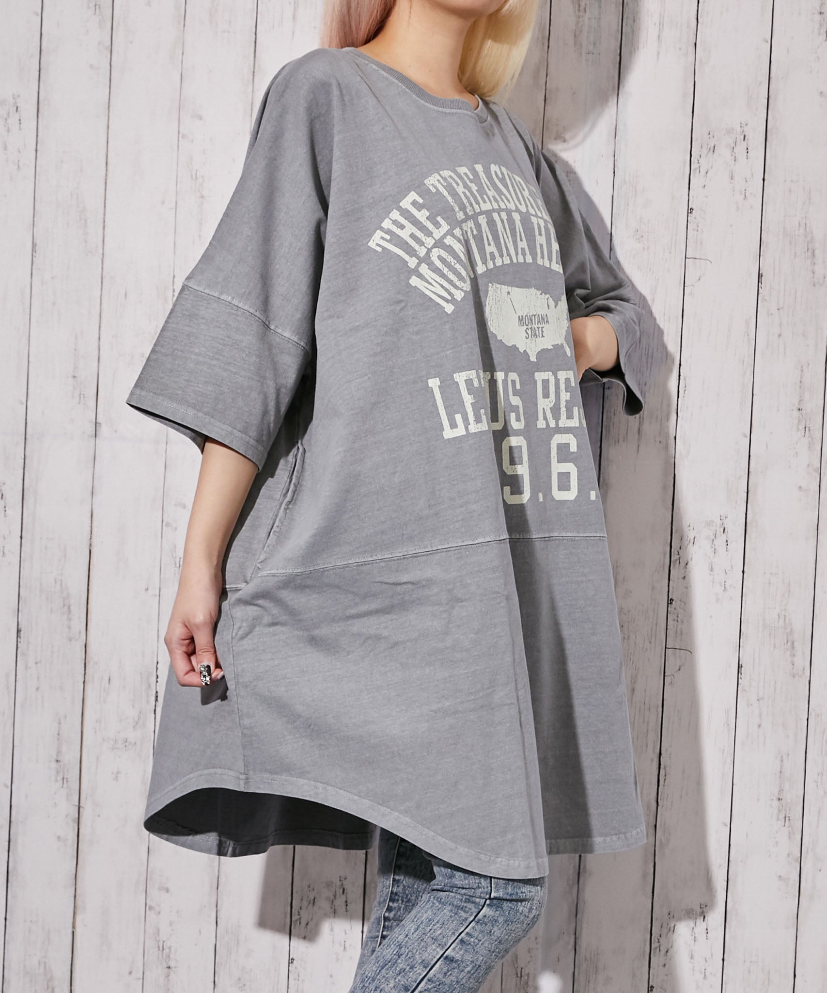 アートミックス ART MIX 変形 ビッグ チュニック M-L グレージュ ピグメント＆ロゴ》チュニックTシャツ／カジュアル×ストリート／春夏