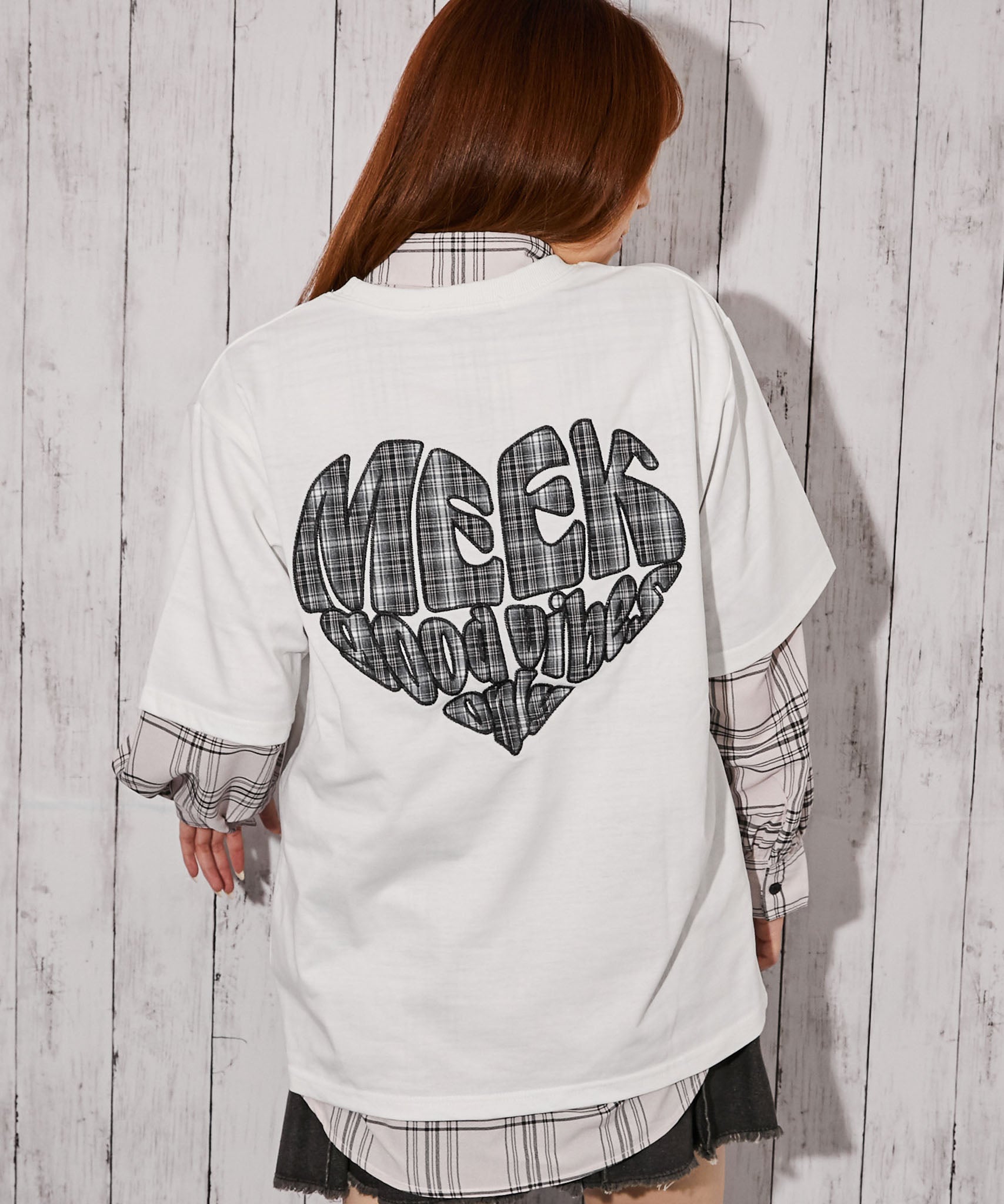 チェックハートロゴ》バックプリントTシャツ／ストリート／春夏／全4