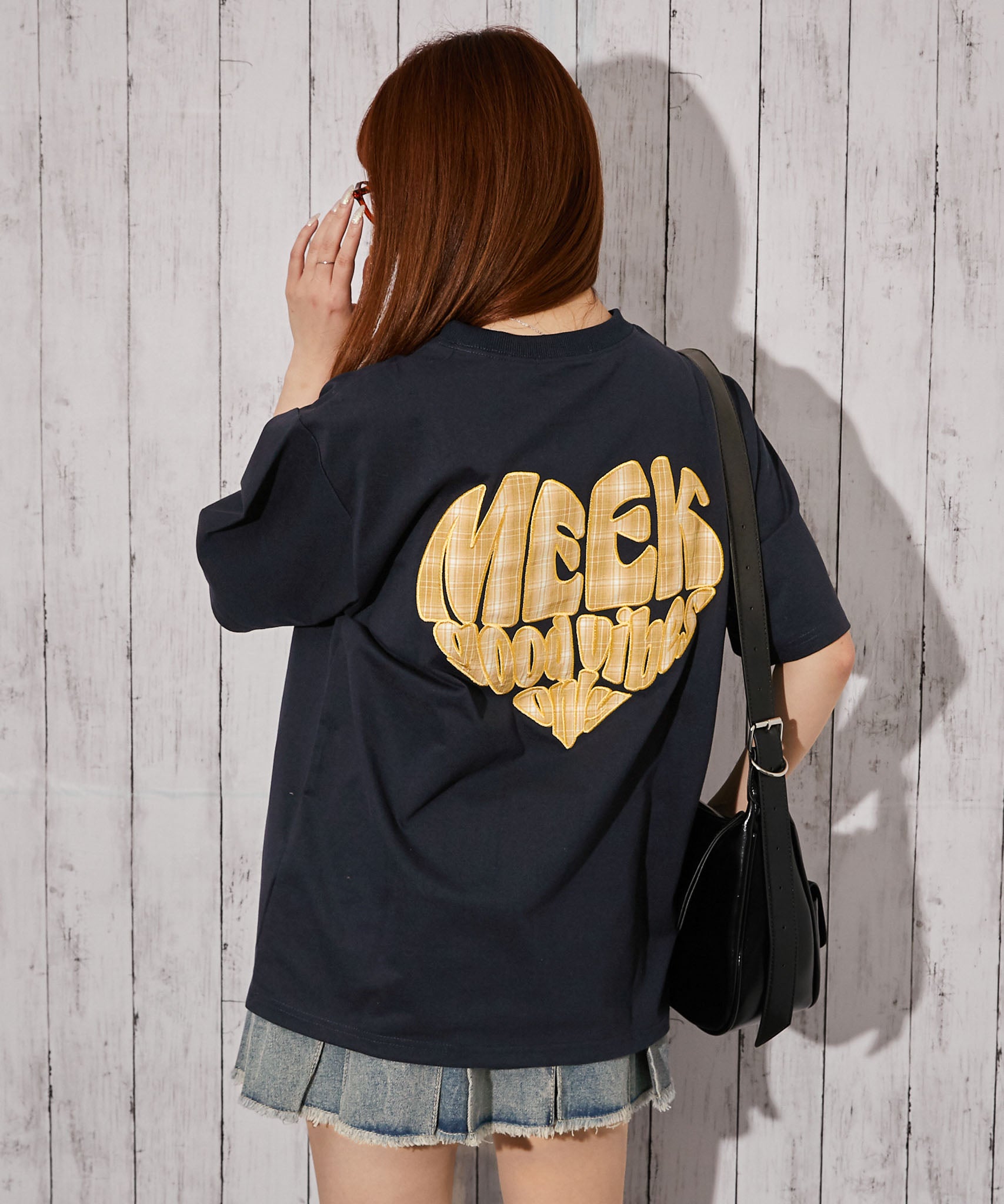 チェックハートロゴ》バックプリントTシャツ／ストリート／春夏／全4