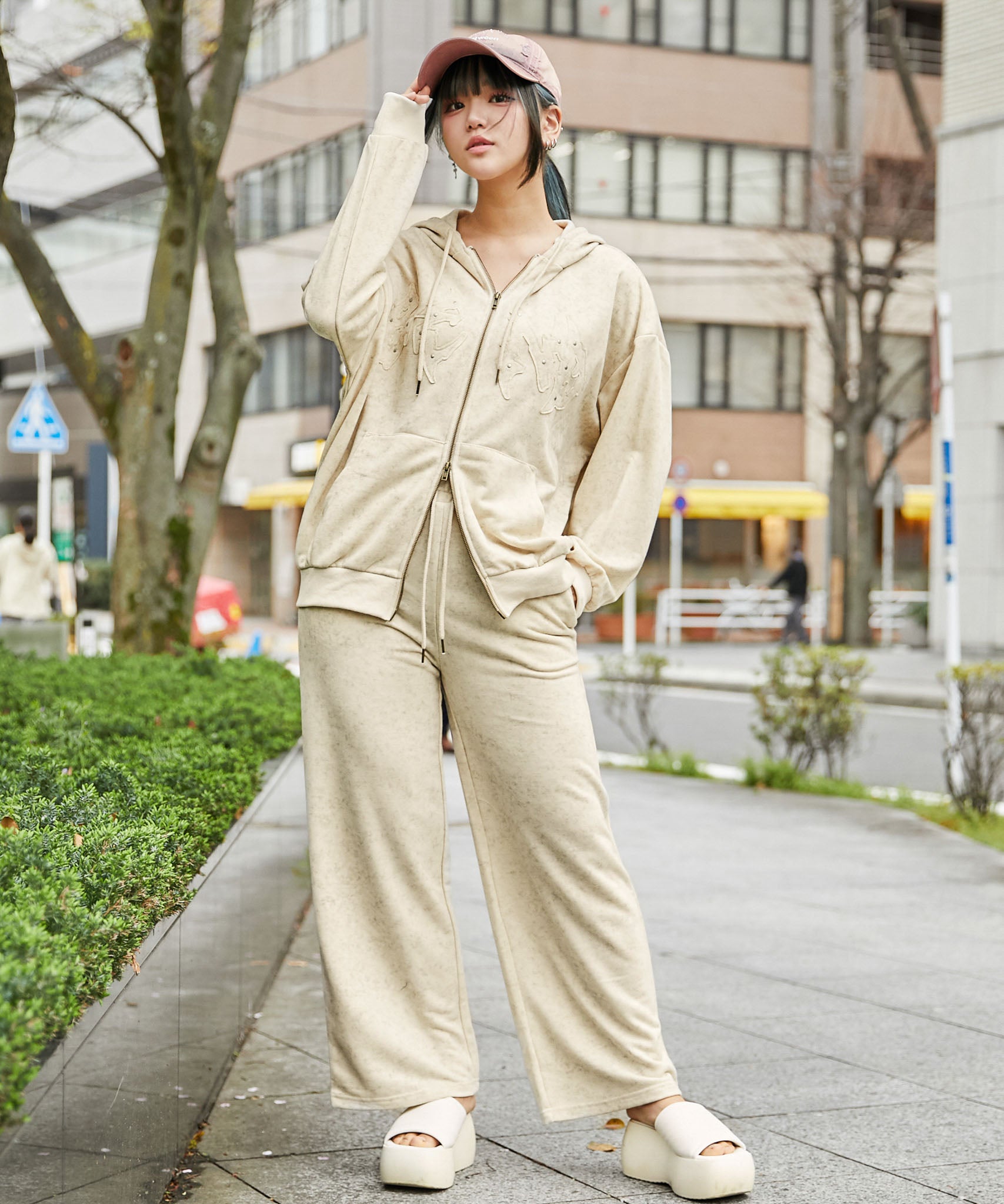 ピグメント風・オーバーサイズ》ZIPパーカー／ストリート／春秋冬