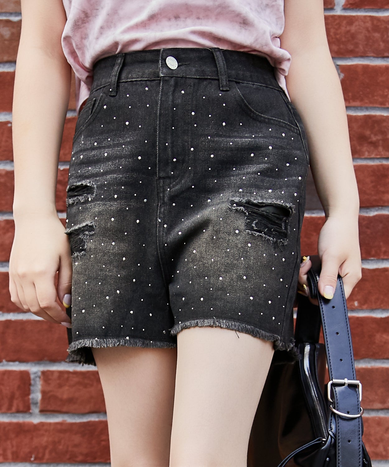 ダメージ加工×ラインストーン》デニムショートパンツ/ストリート/春 ダメージ加工×ラインストーン》デニムショートパンツ/ストリート/春