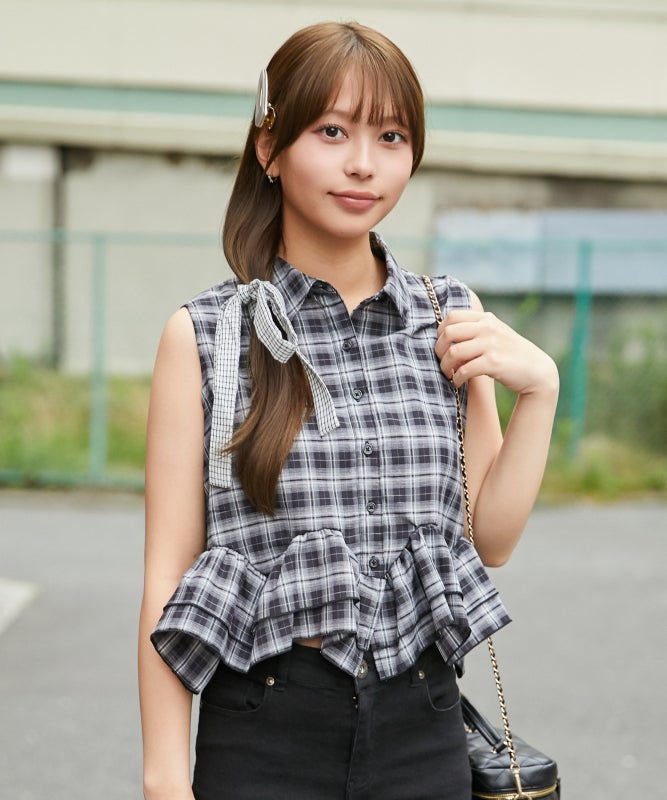 美品　ルルウィルビー　総柄ブラウス グリーン×ブラック　ドット　チェック ペプラムフリル・チェック・ドット柄》ブラウス／フェミニン／春夏／全
